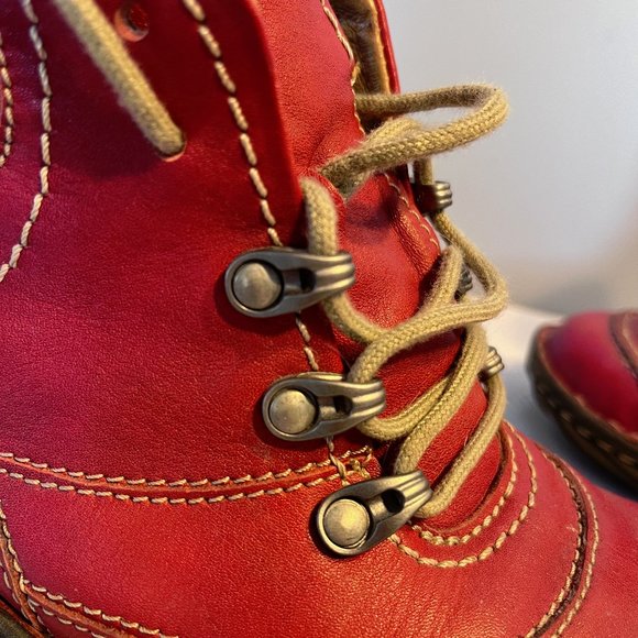 Josef Siebel Red Ankle Boots - Picture 7 of 11